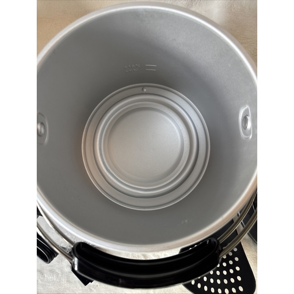 Presto FryDaddy Elite 05426 4 Cup Non Stick Easy Clean Sealed - Picture 8 of 10
